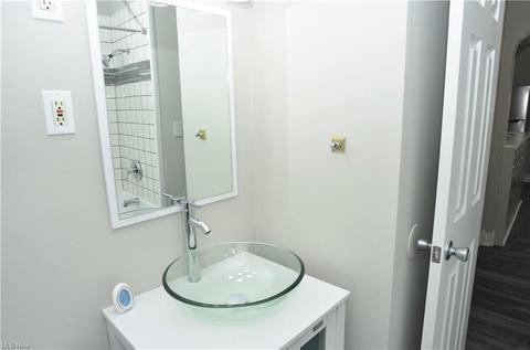 6507 Orchard Ave, Parma, OH 44129 photo 11