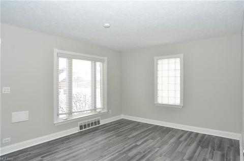 6507 Orchard Ave, Parma, OH 44129 photo 14