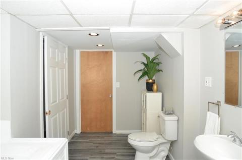 6507 Orchard Ave, Parma, OH 44129 photo 32
