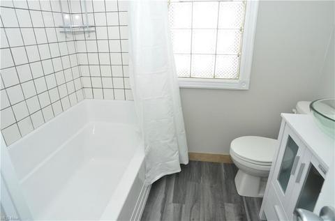6507 Orchard Ave, Parma, OH 44129 photo 7