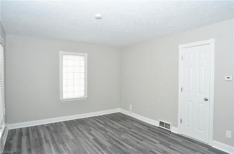 6507 Orchard Ave, Parma, OH 44129 photo 12