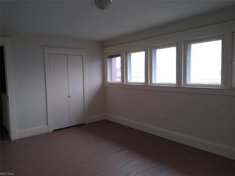 5105 Chestnut Ave, Ashtabula, OH 44004 photo 9