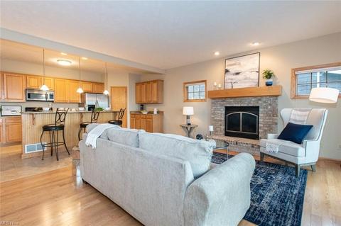 6 E 221 St, Euclid, OH 44123 photo 7