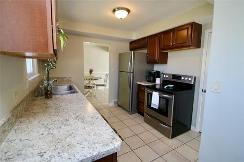 30607 Willowick Dr, Willowick, OH 44095 photo 12