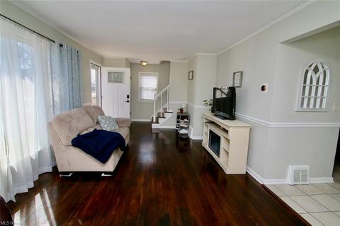 30607 Willowick Dr, Willowick, OH 44095 photo 7