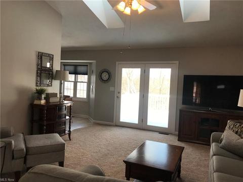 110 Westgate Dr, Wheeling, WV 26003 photo 5