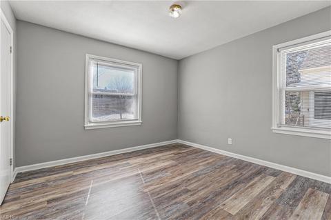 415 E 275th St, Euclid, OH 44132 photo 17