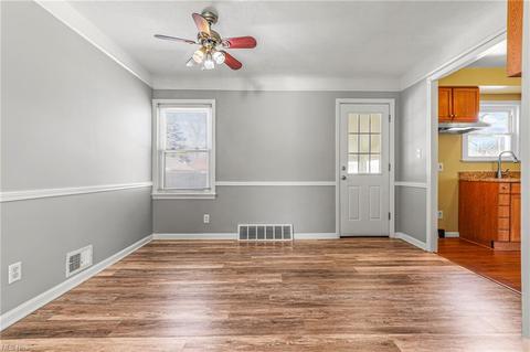 415 E 275th St, Euclid, OH 44132 photo 13