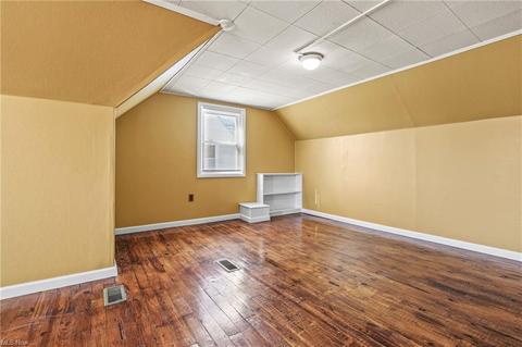 415 E 275th St, Euclid, OH 44132 photo 23