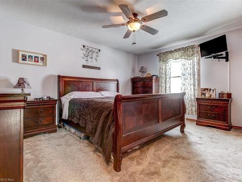 360 Pemberton Dr, Elyria, OH 44035 photo 16