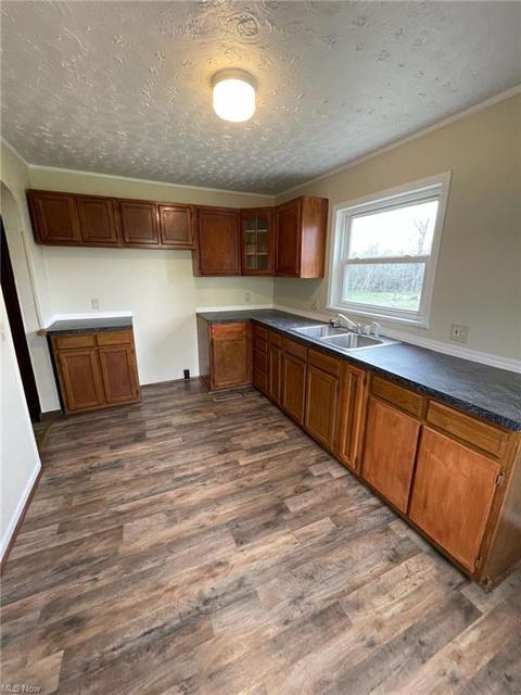 446 N 9th St, Coshocton, OH 43812 photo 7