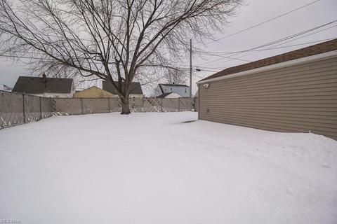 2321 E 35th St, Lorain, OH 44055 photo 27