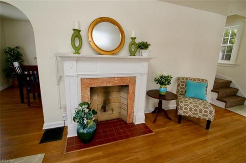 1829 Maple St, Wickliffe, OH 44092 photo 9