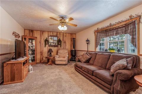 1804 Union Ave, Ashtabula, OH 44004 photo 8