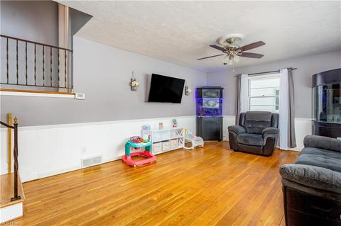 110 Elma Dr, Elyria, OH 44035 photo 9