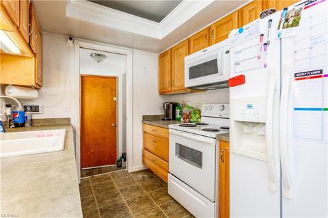 110 Elma Dr, Elyria, OH 44035 photo 7