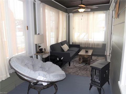 9636 Elsmere Dr, Parma, OH 44130 photo 7