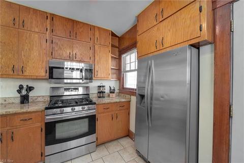 138 Denison Ave, Elyria, OH 44035 photo 14