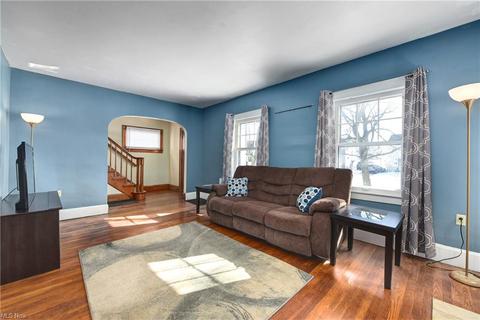 138 Denison Ave, Elyria, OH 44035 photo 4