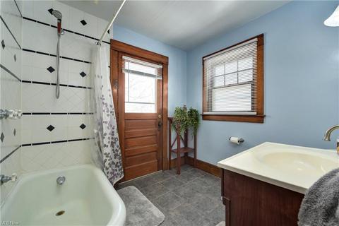 138 Denison Ave, Elyria, OH 44035 photo 24