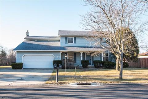 114 Hemlock Dr, Elyria, OH 44035 photo 1