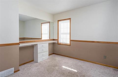 8170 Wright Rd, Broadview Heights, OH 44147 photo 12