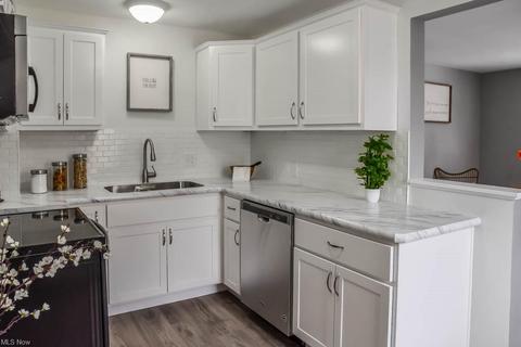 3410 26th St NW, Canton, OH 44708 photo 4