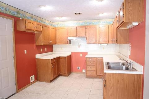 305 Washington St, Willard, OH 44890 photo 24