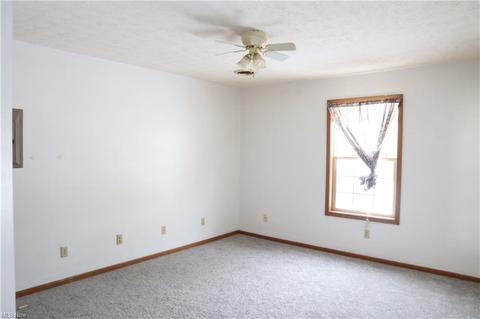 305 Washington St, Willard, OH 44890 photo 13