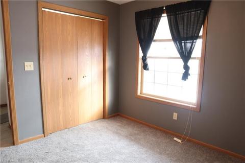 305 Washington St, Willard, OH 44890 photo 7