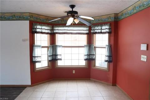 305 Washington St, Willard, OH 44890 photo 22