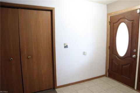 305 Washington St, Willard, OH 44890 photo 4