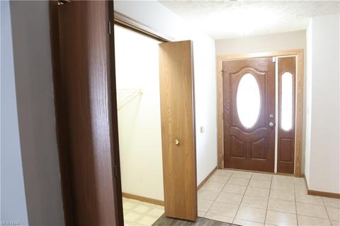 305 Washington St, Willard, OH 44890 photo 5