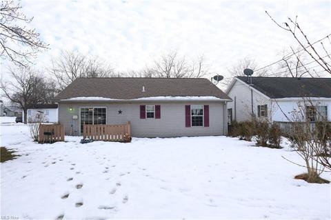 305 Washington St, Willard, OH 44890 photo 26