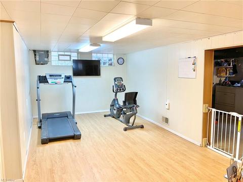 431 E 257th St, Euclid, OH 44132 photo 17