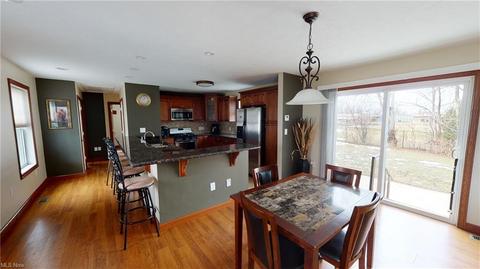 1802 Silver St, Wickliffe, OH 44092 photo 6