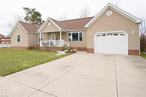 1802 Silver St, Wickliffe, OH 44092 photo 1