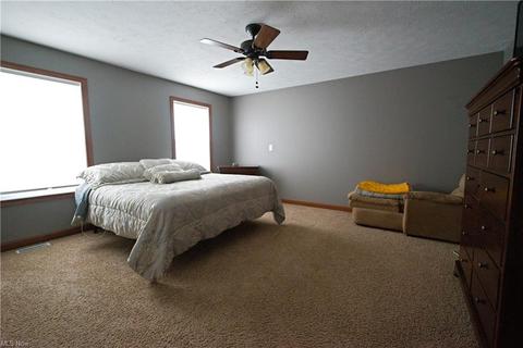 1802 Silver St, Wickliffe, OH 44092 photo 13