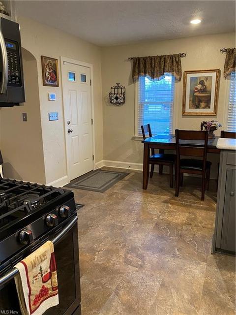 3008 Carpenter Rd, Ashtabula, OH 44004 photo 6