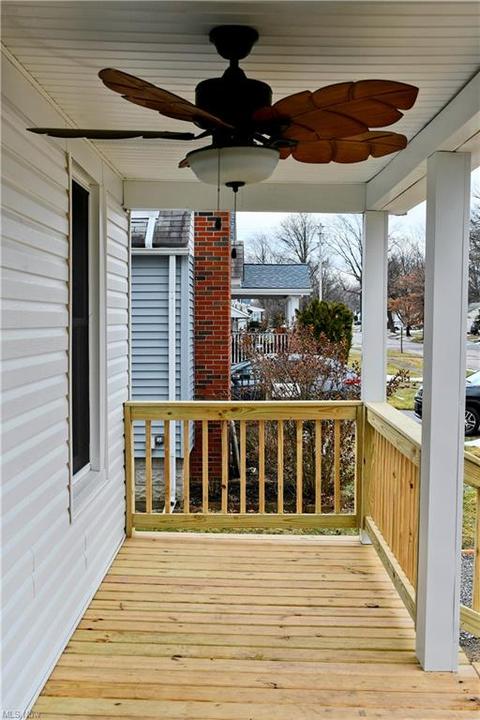 321 Longford Ave, Elyria, OH 44035 photo 5