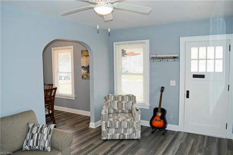 321 Longford Ave, Elyria, OH 44035 photo 8