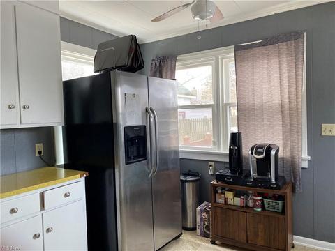 108 Grove Dr, Ashtabula, OH 44004 photo 6