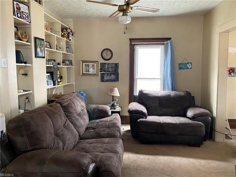 108 Grove Dr, Ashtabula, OH 44004 photo 3