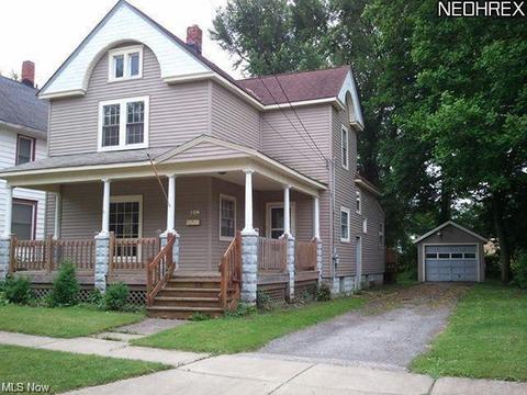108 Grove Dr, Ashtabula, OH 44004 photo 1