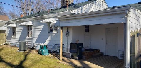 320 Olive St, Elyria, OH 44035 photo 17