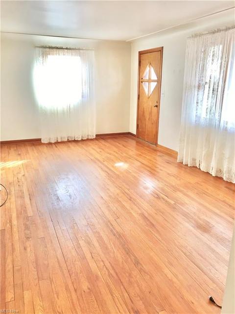 509 Creed St, Struthers, OH 44471 photo 5