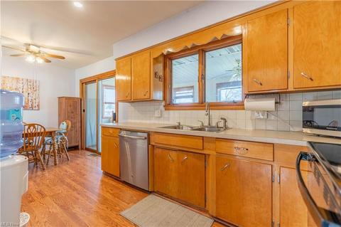 7031 Rolling Ridge Rd NE, Canton, OH 44721 photo 15