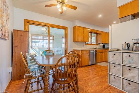 7031 Rolling Ridge Rd NE, Canton, OH 44721 photo 11