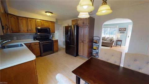 8021 Middlesex Rd, Mentor, OH 44060 photo 7