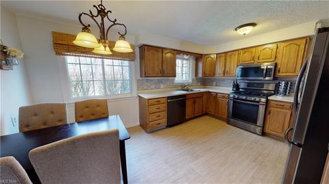8021 Middlesex Rd, Mentor, OH 44060 photo 6